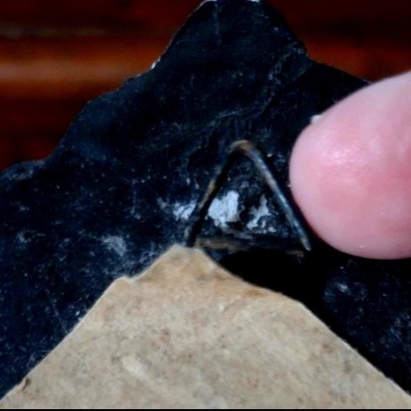 Black Gothic Ceramic Framed Mirror with hanging hardware - Picture 3 of 6